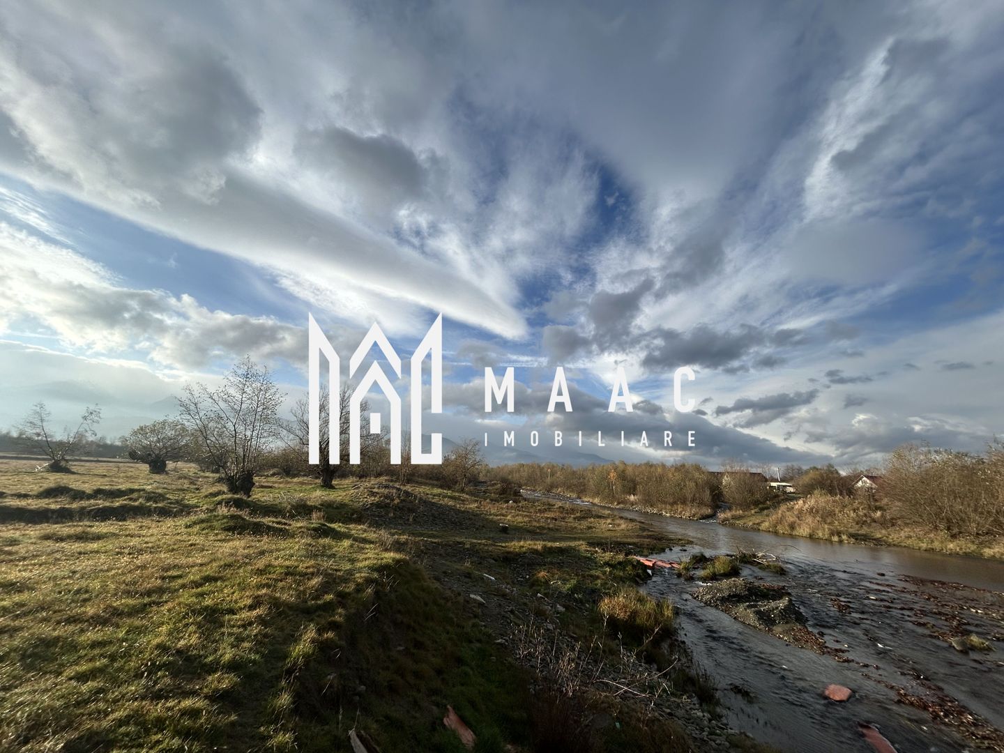 Teren cu potențial turistic I Cârțișoara I 3000 MP - Poză 1