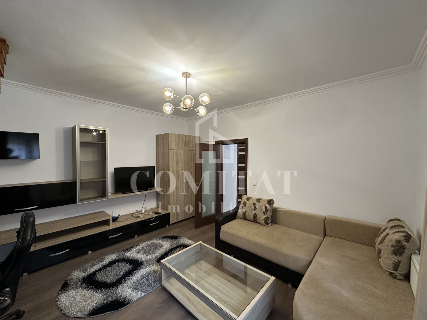 Casa cu 2 apartamente | Ultracentral | Zona Palatul Urania - Poză 2