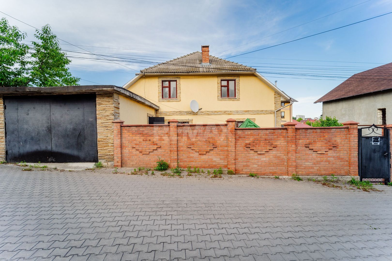 Casă  în 2 nivele - Durlești - Poză 3