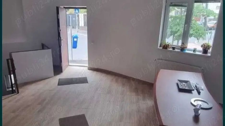 Casă la curte - Central ( Spațiu Comercial ), metrou Muncii/Iancului - Poză 4