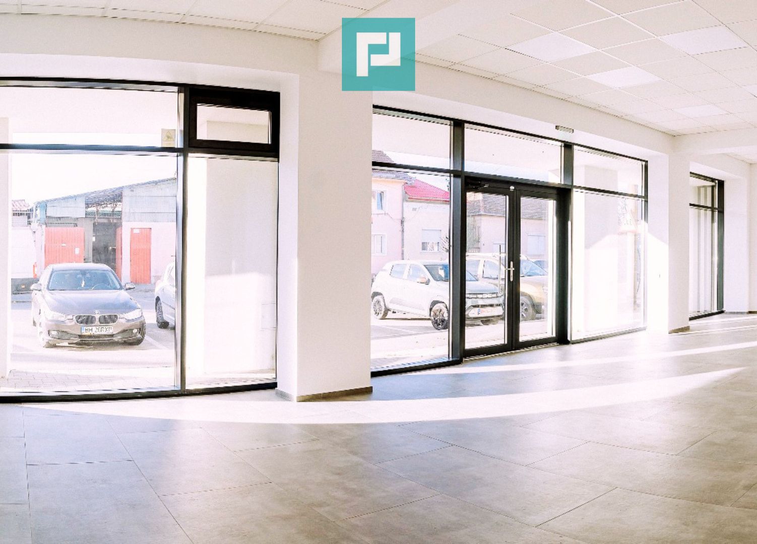 Spațiu comercial nou, vitrine mari, Calea Clujului - Poză 3