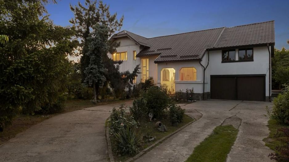 Vanzare vila individuala 8 camere | Curte 2360 mp | Corbeanca - Ostratu - Poză 2