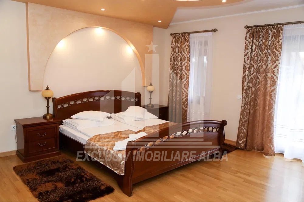 Casa de vanzare, pensiune, Cetate - Poză 5