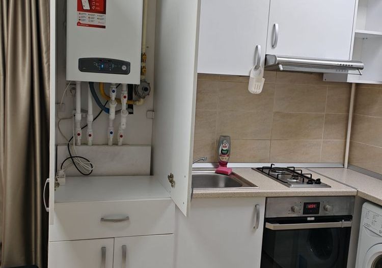 Garsonieră spațioasă de închiriat Piața Sudului - Poză 4