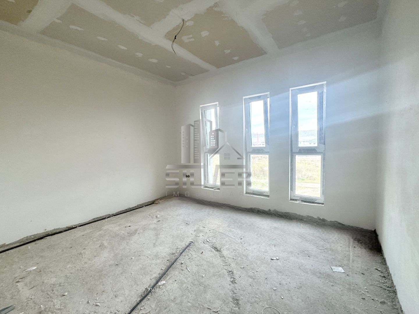 Casa tip triplex in zona Terra. - Poză 12