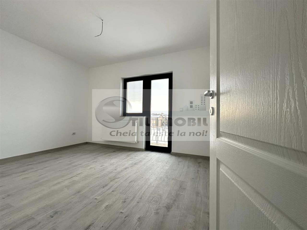 Apartament 2 camere decomandat capat CUG Visoianu - Poză 5