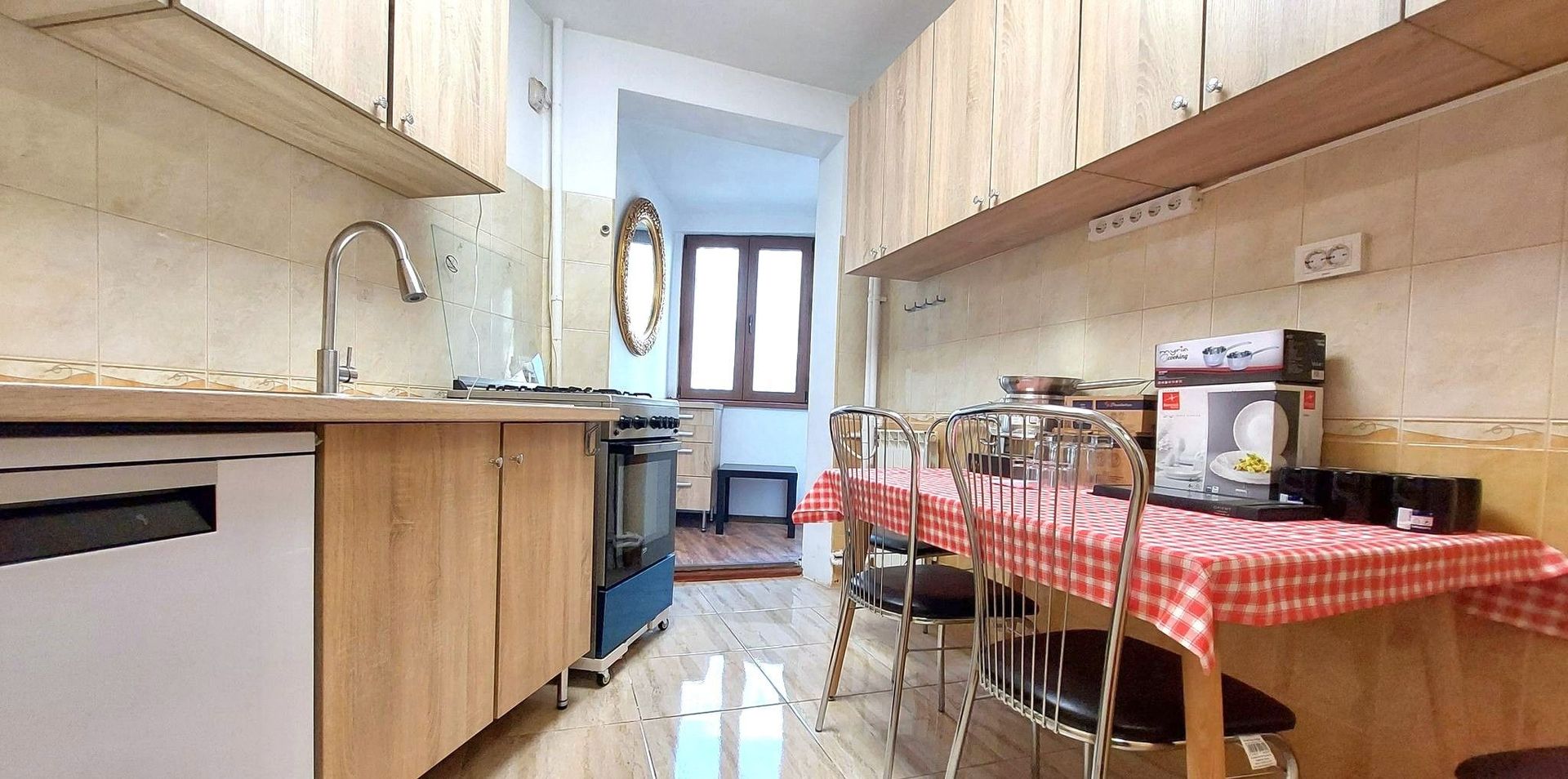 🚇 Închiriez Apartament cu 2 camere, 5 min metrou Titan, etaj 4, complet utilat - Poză 5