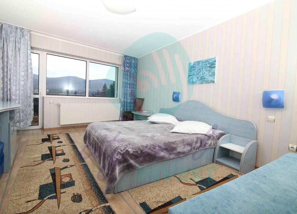 Vila cu 24 de camere cu priveliste superba ideal investitie in PREDEAL - Poză 17