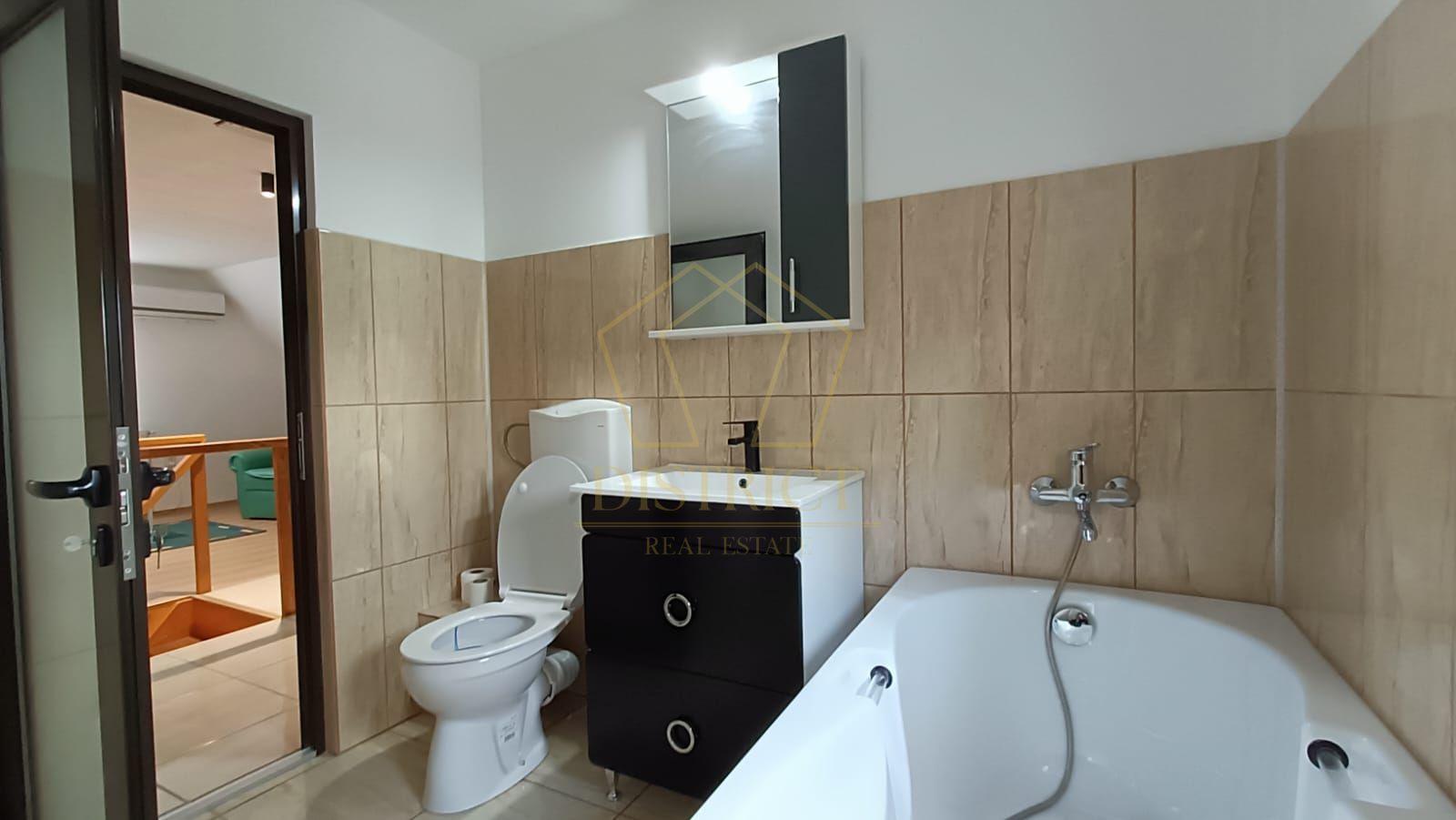 Casă 4 camere de închiriat | Curte mare | Dumbrăvița - Poză 17