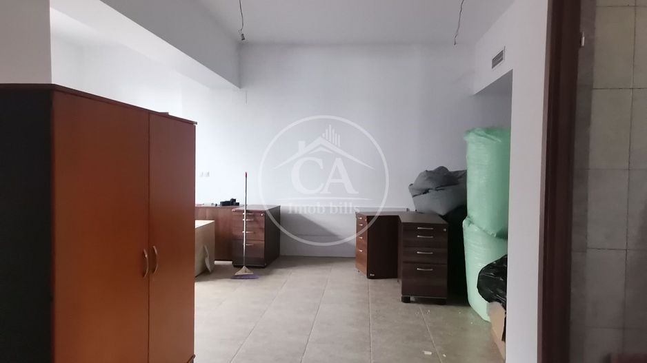 Casa de închiriat cu 7 camere în zona Dimitrie Cantemir, Oradea - Poză 6