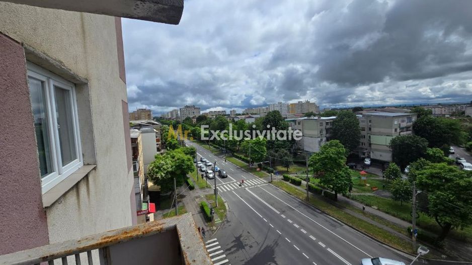 De vânzare apartament 4 camere Careiului Satu Mare - Poză 10