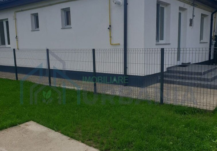 Vând sau schimb casă în Iași Cantemir, stradă civilizată, liniștită, cu apartament apropiat ca valoare  ultracentral - Poză 6