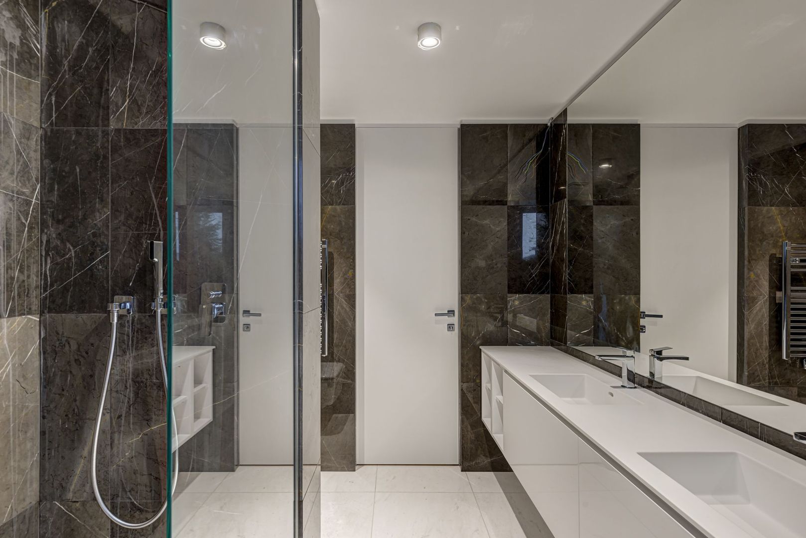Apartament spatios 4 camere tip duplex | One Charles de Gaulle - Poză 9