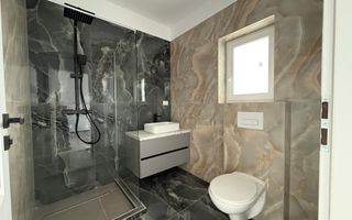 Duplex cu 4 camere in Mosnita Noua - Poză 6