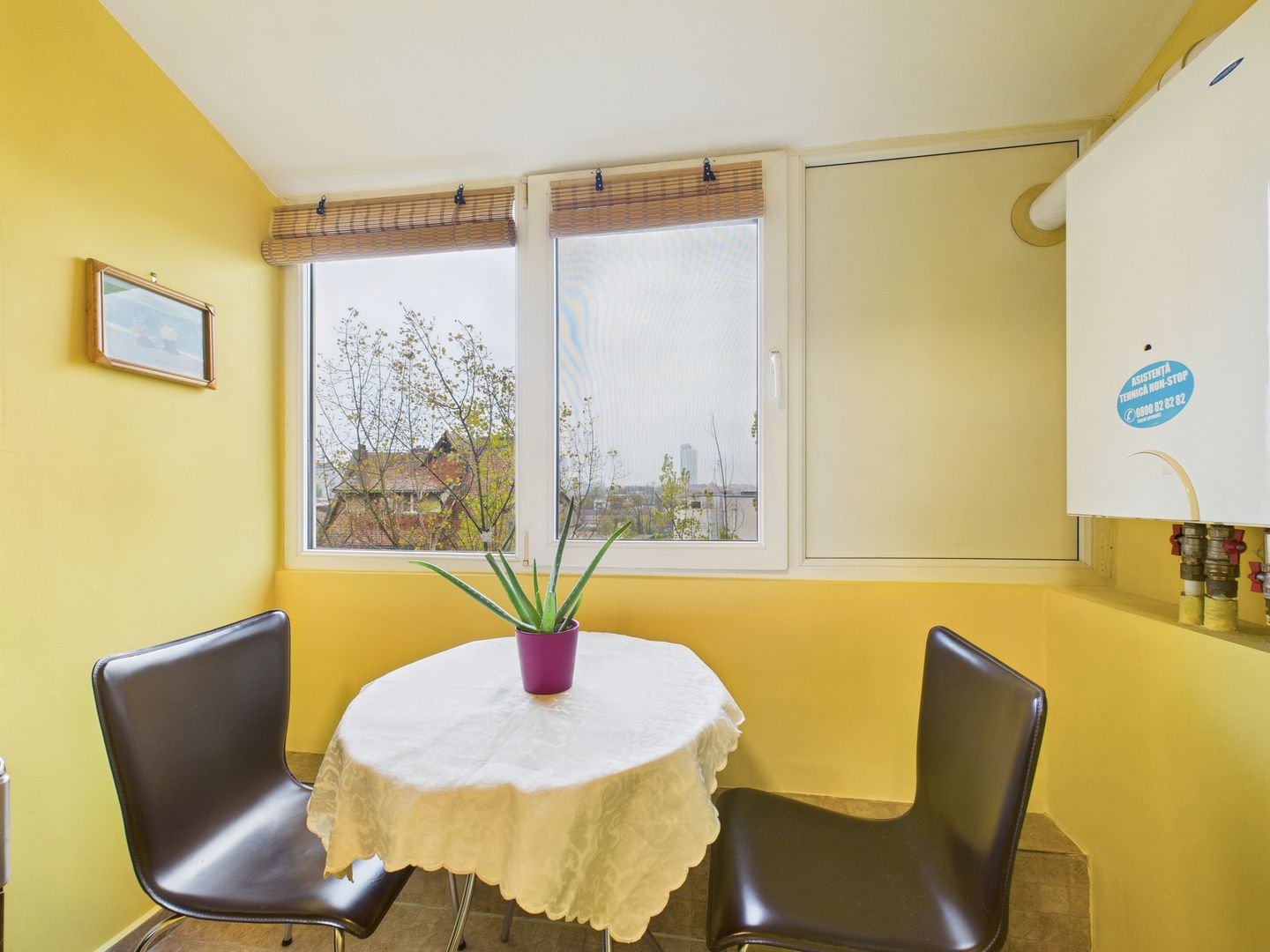 Apartament cu 2 camere de vânzare în zona Capitale - Poză 8