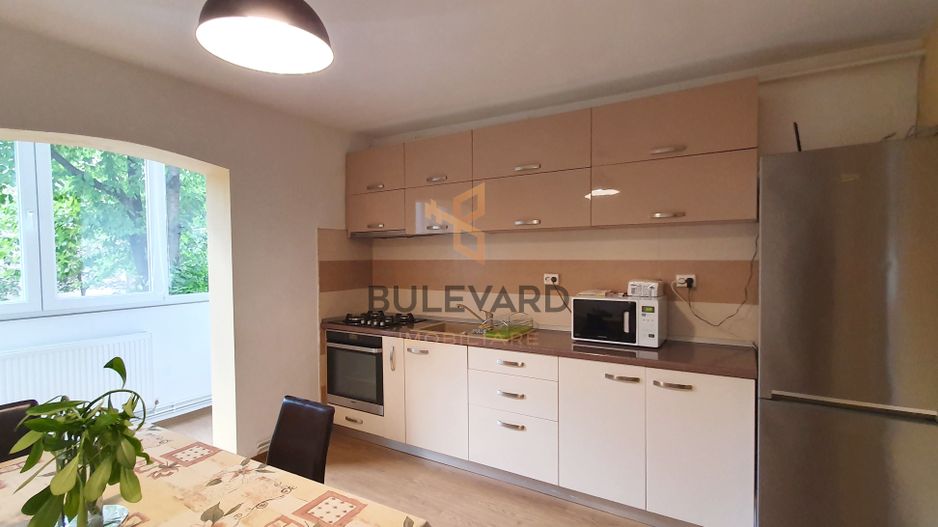 Apartament cu 2 camere decomandate, zona Minerva! - Poză 2