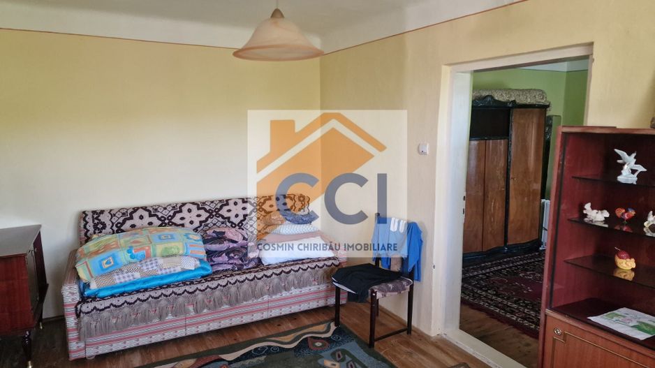 Casa in mediu rural cu teren - Poză 9