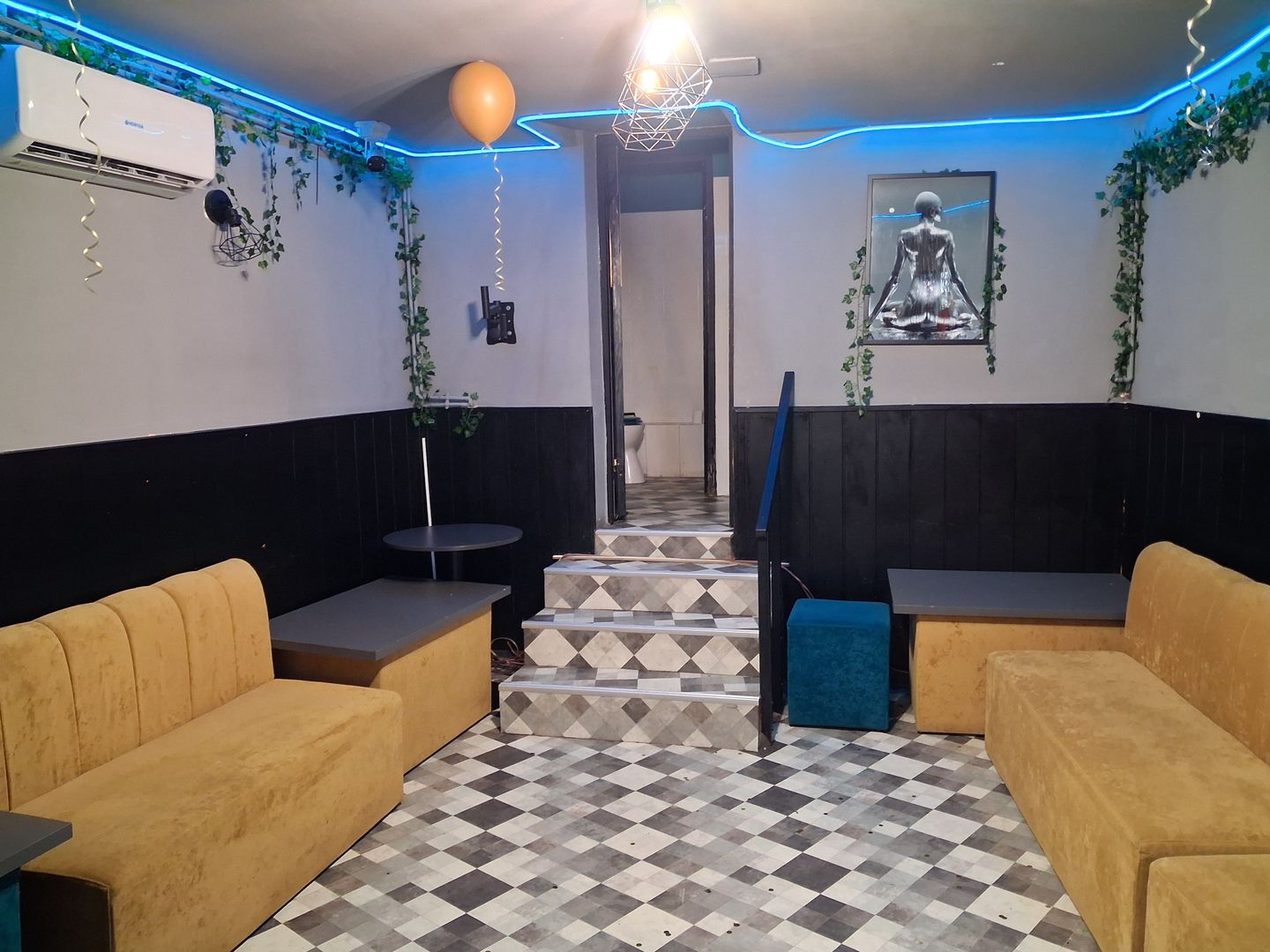 BRASADAS inchiriaza spatiu comercial stradal cu 3 intrari. - Poză 1