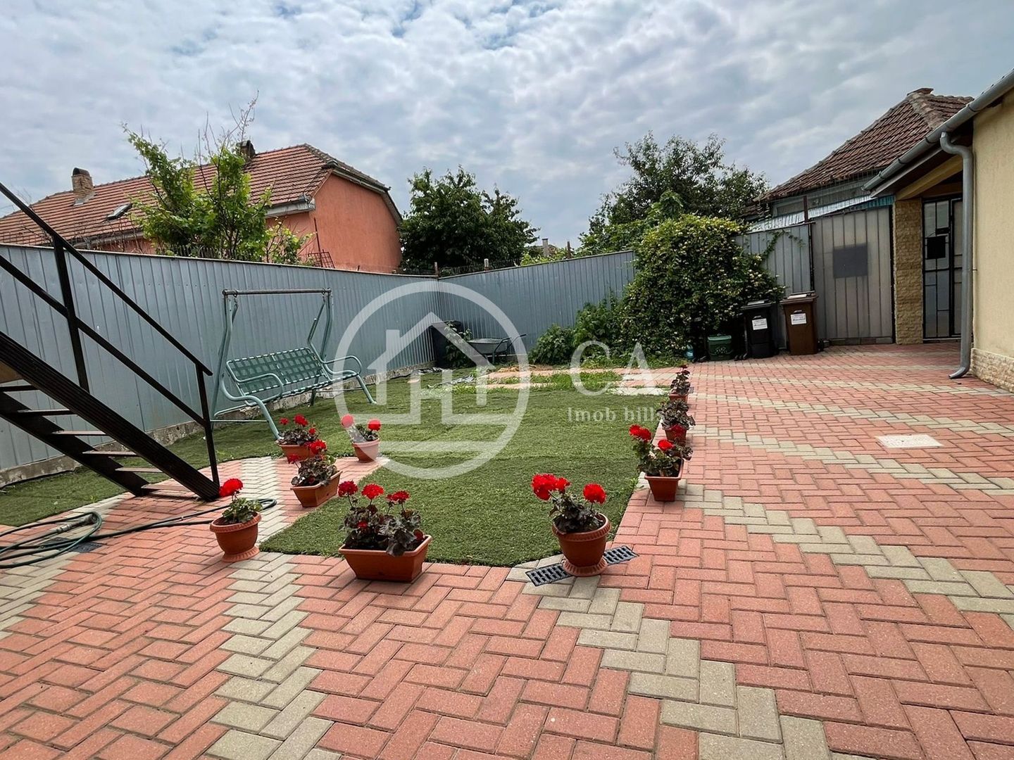 Casă de vânzare cu 3 camere si o anexa in zona Cantemir, Oeadea. - Poză 3