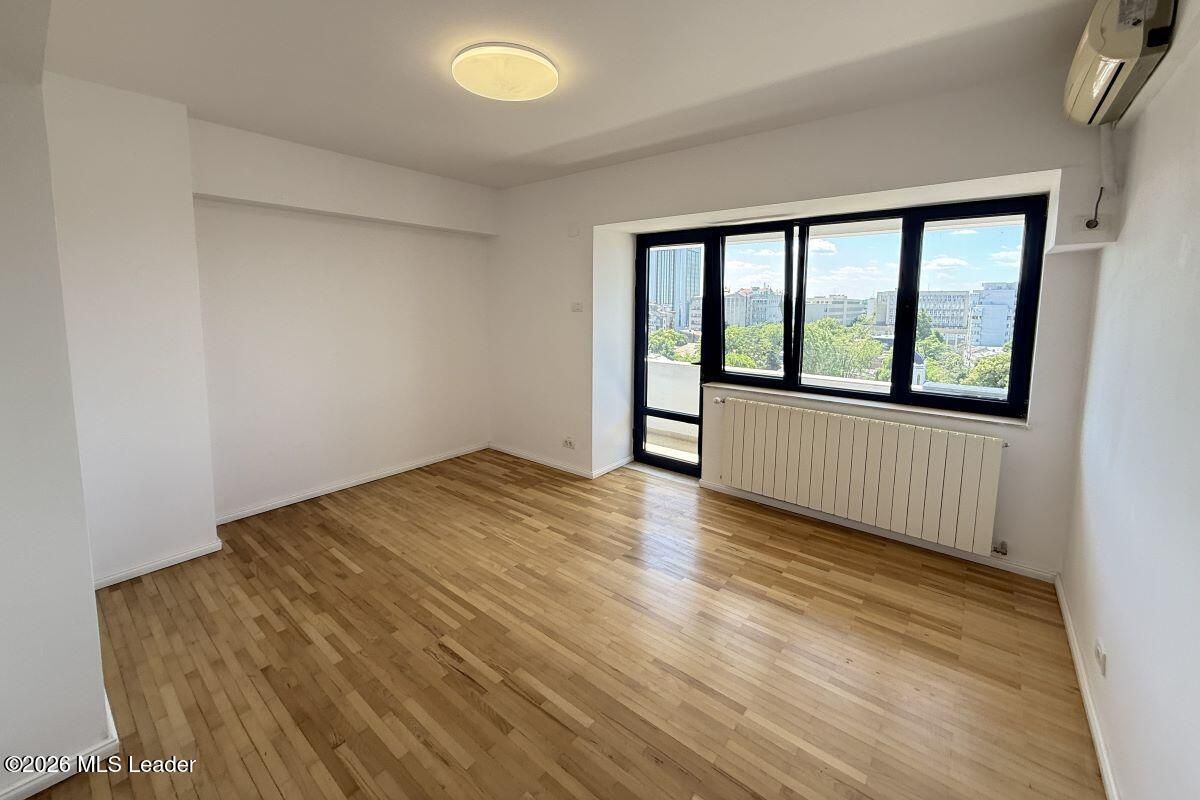 Polona - Duplex 256 mpu, 6 camere, etaje 6+7, panorama, terase 52 mp - Poză 33