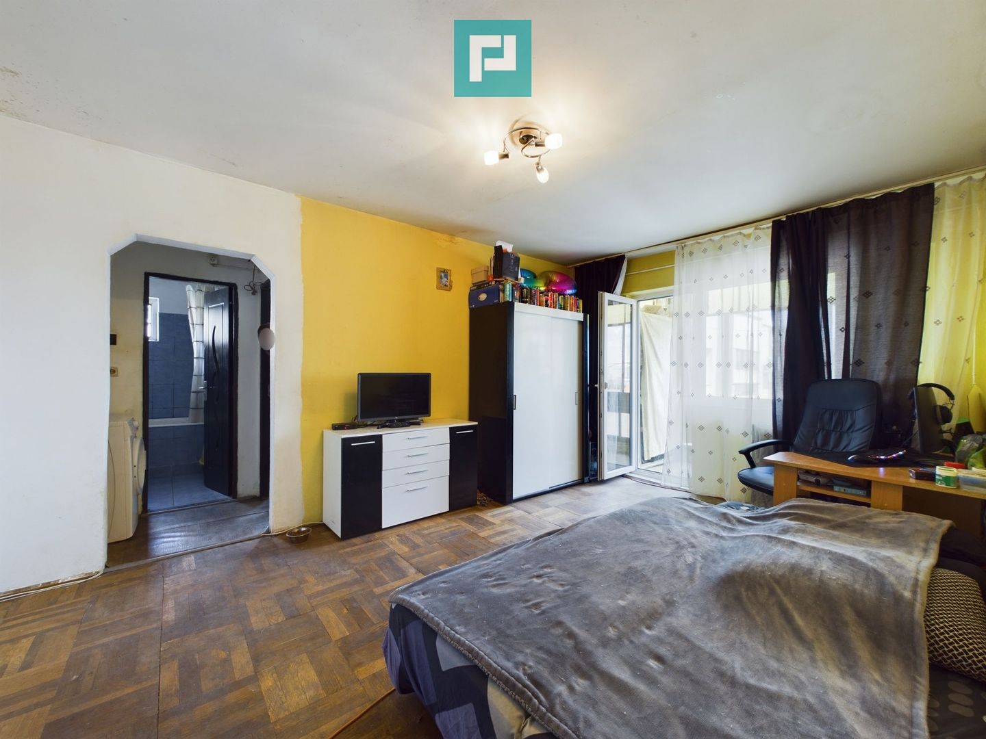 Apartament cu 2 camere în Vlaicu - Poză 1