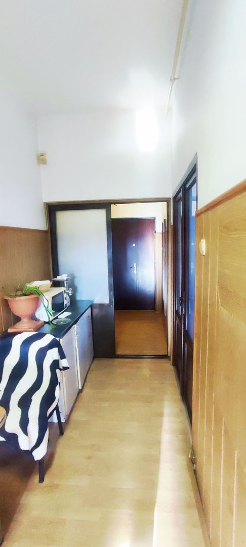 Apartament cu 3 camere in Craiter - Poză 5