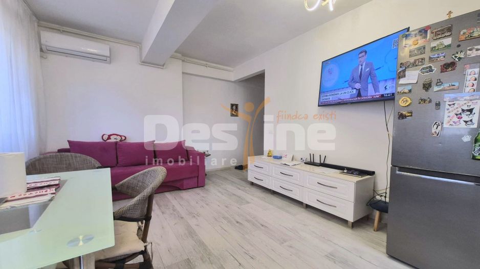 Apartament de vânzare 2 camere- INEL II - Poză 1