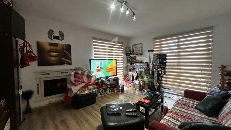 Apartament la etaj intermediar | Loc de parcare | Zona Str Catanelor - Poză 1