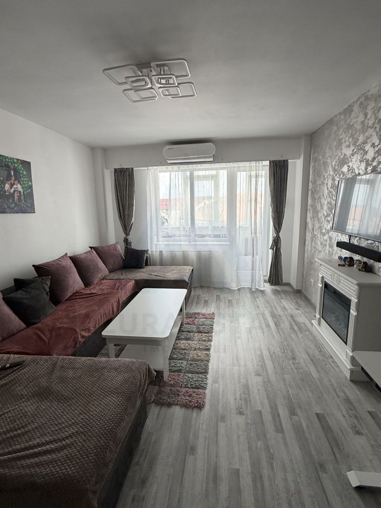 Apartament 3 camere 78 mp utili 3 balcoane 2 bai boxă  zona Terezian - Poză 1