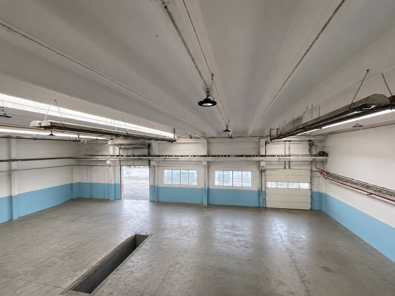 Hala de inchiriat, Calea Borșului, 970 MP - Poză 1