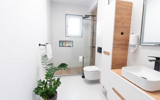 Casa deosebita cu finisaje premium si gradina privata Tunari - Poză 11