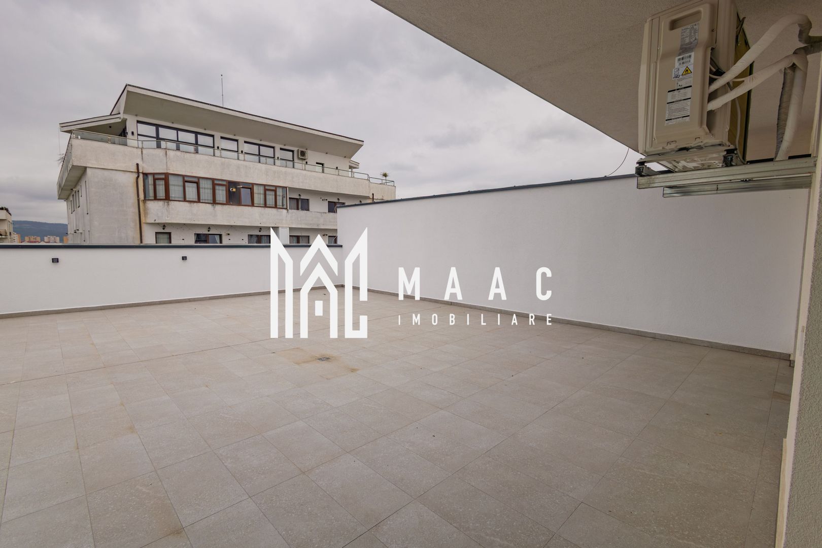 Penthouse | 4 camere | Balcon | Parcare | Terasa | D. Stanca - Poză 15