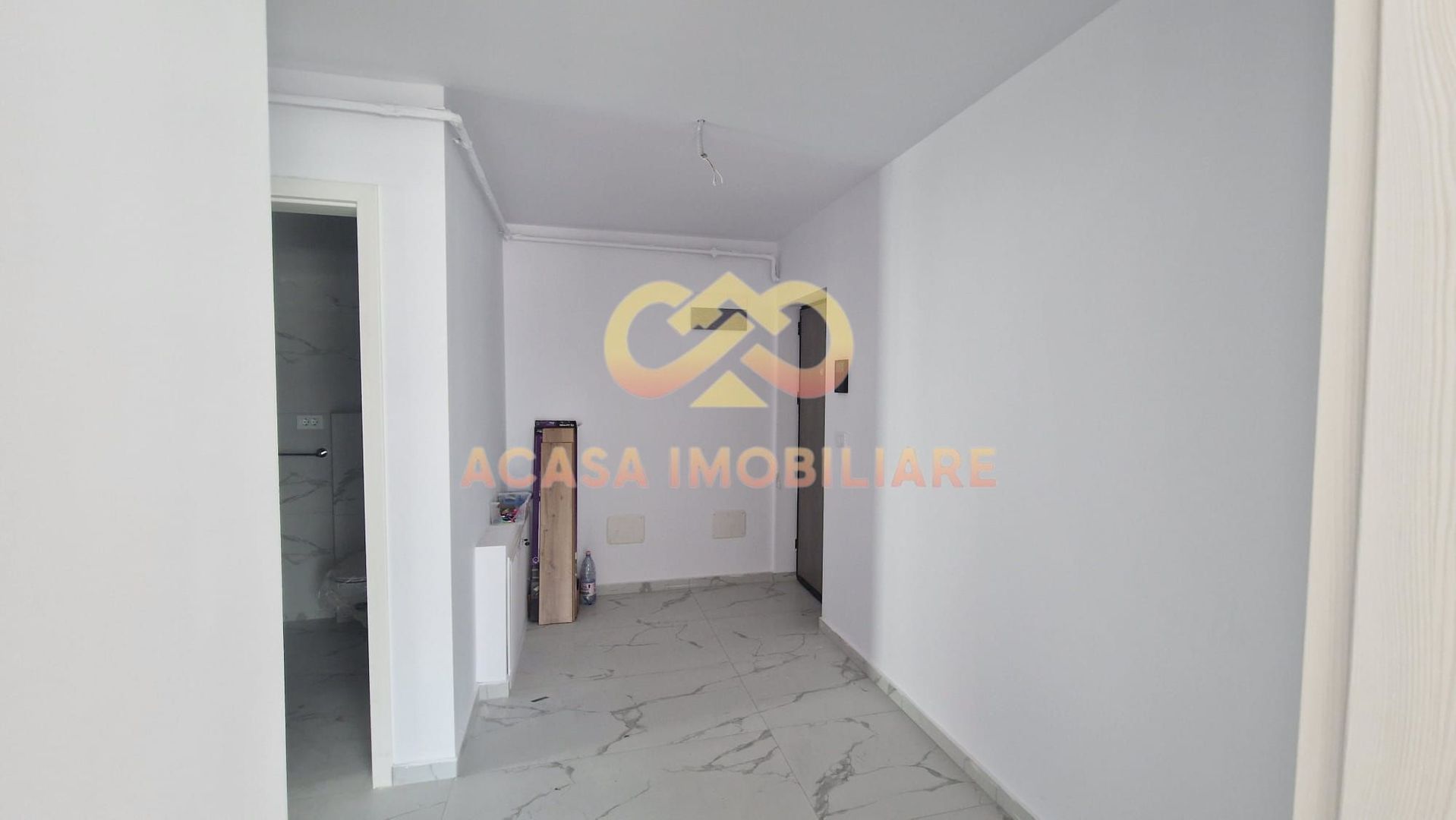 NOU INTABULAT Apartament 3 camere dec.  2 bai 80 mp - Poză 2