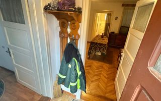 Casă de vânzare  zona Str. Gheorghe Doja, 3 camere - Poză 2