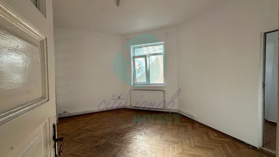 3 camere la vila in zona Calea Calarasilor - Poză 14
