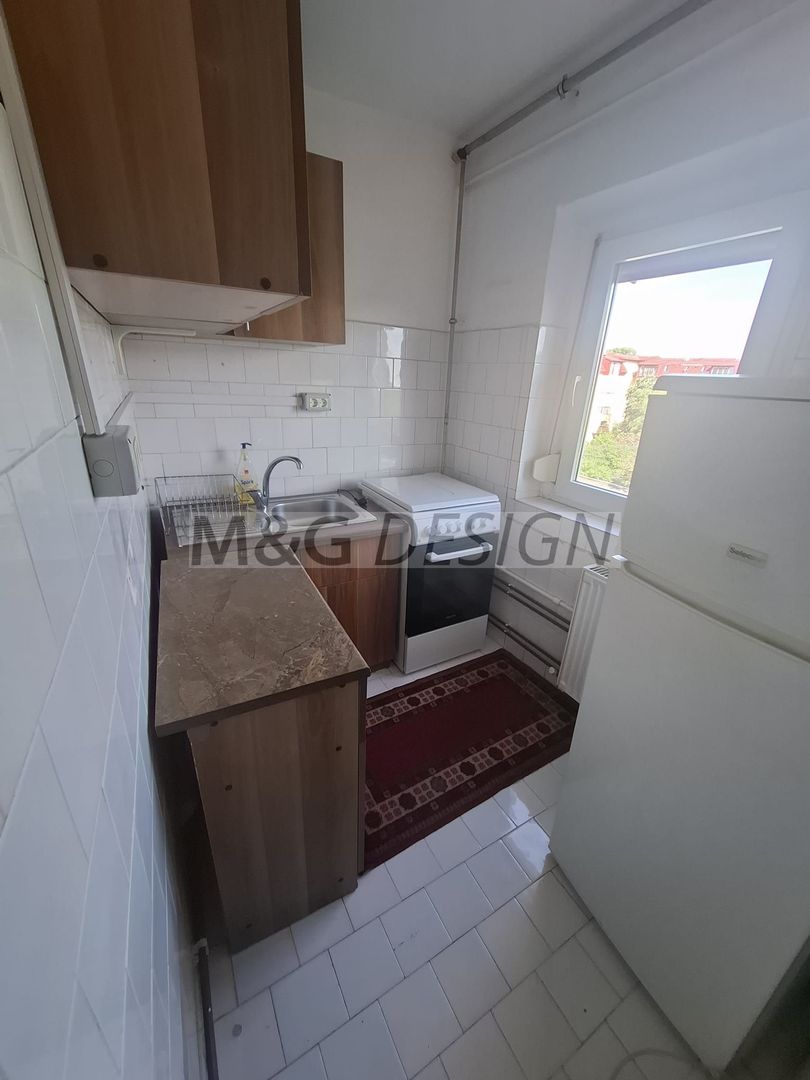 Aradului, garsoniera cu centrala proprie, langa restaurant Tinecz - Poză 12