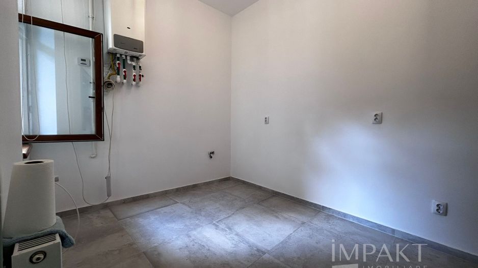 Spatiu cu 3 camere spre inchiriere in centru! - Poză 9