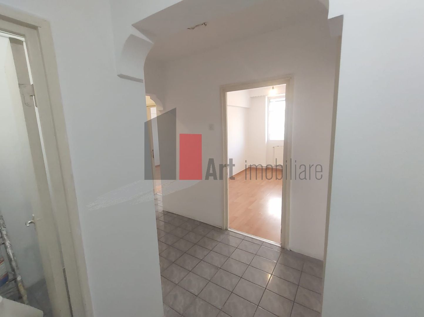 Vânzare apartament decomandat 3 camere cu centrală - Str. Baciului - Poză 5