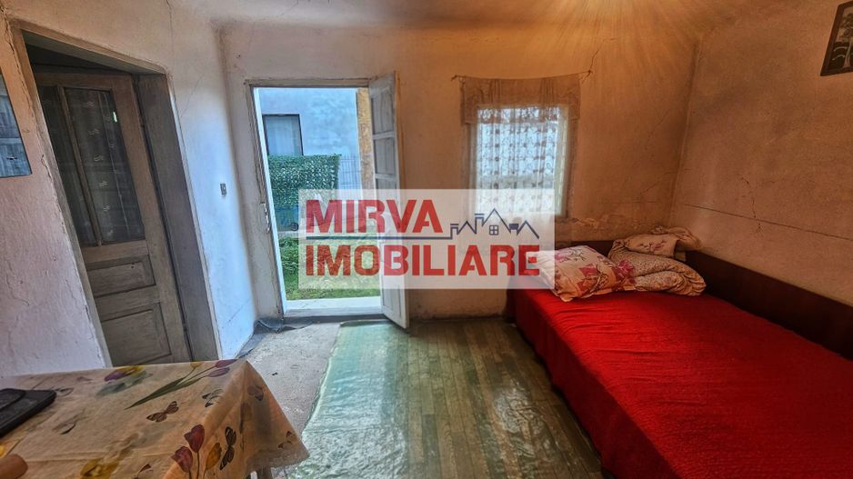 Exclusivitate! Casă cu teren generos în Sat Olteni, Com.Teișani - Poză 22