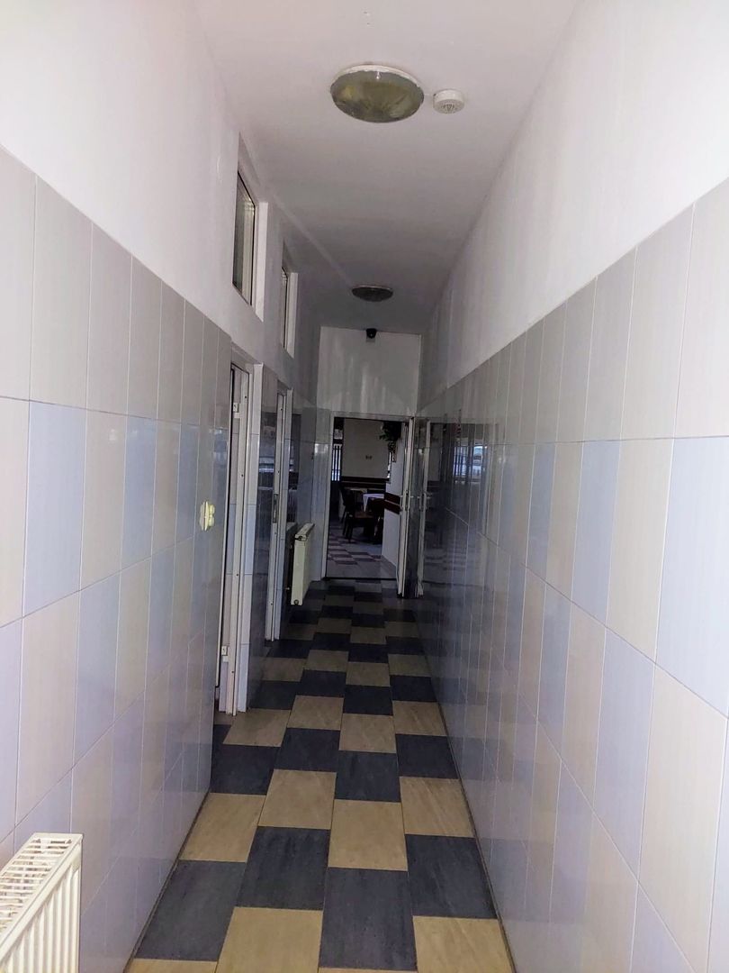 OPORTUNITATE AFACERE ! BAR + RESTAURANT + APARTAMENT 4 CAMERE, NEGRENI - Poză 3