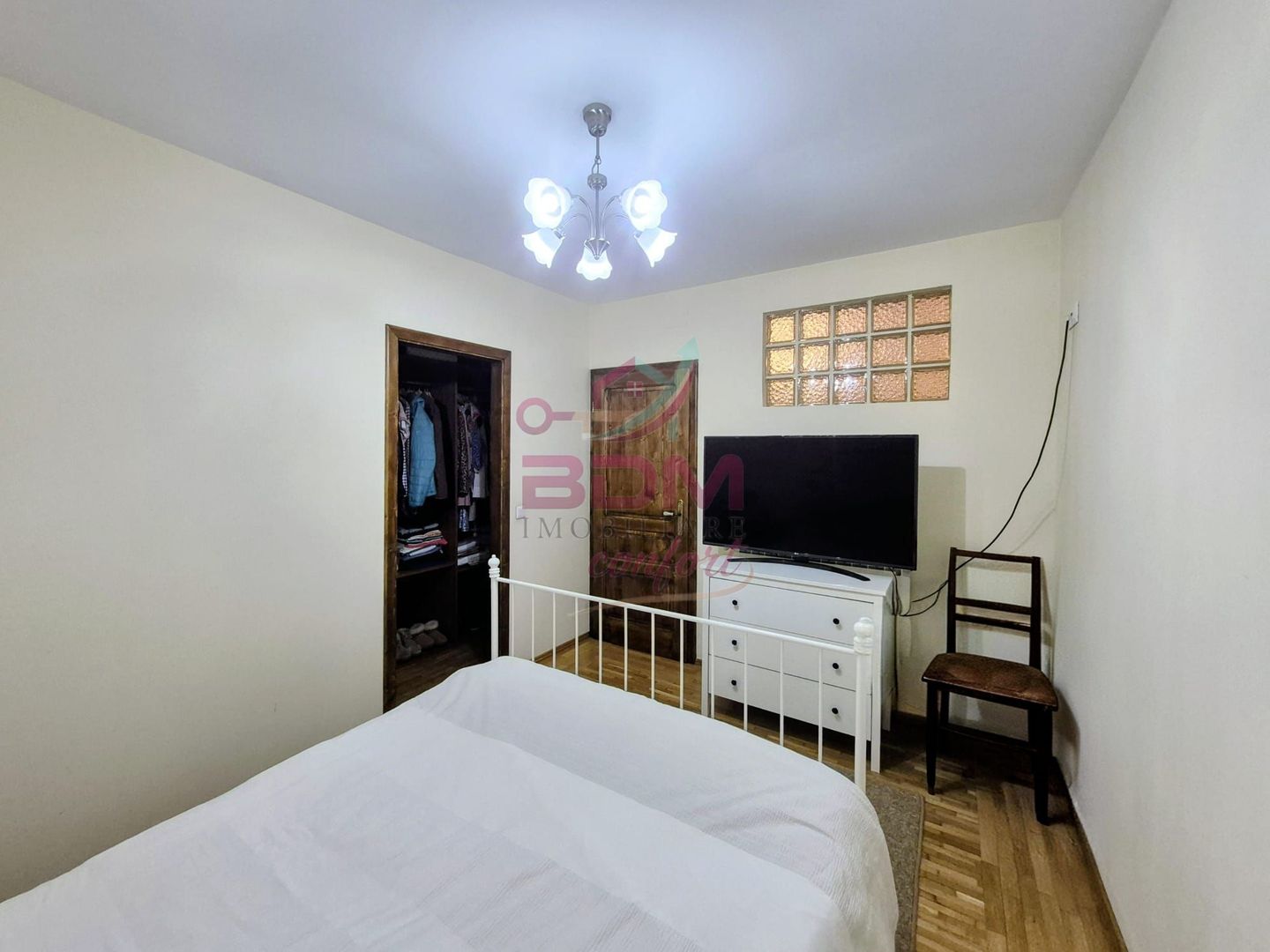 0% Comision | Casă la calcan | 570 mp teren I zona Bai - Poză 16