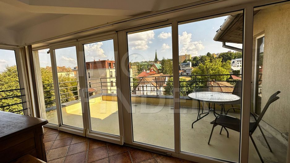 Inchiriere apartament 3 camere in Vila, Central - Poză 12