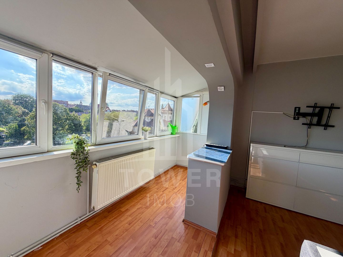 Apartament 3 camere-zona centrală - Poză 11