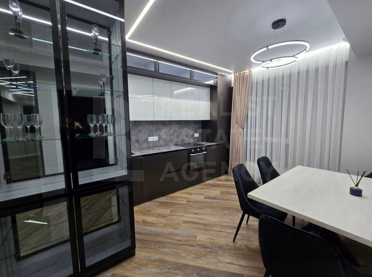 Chirie, apartament, 2 camere, strada Alecu Russo, Râșcani - Poză 1