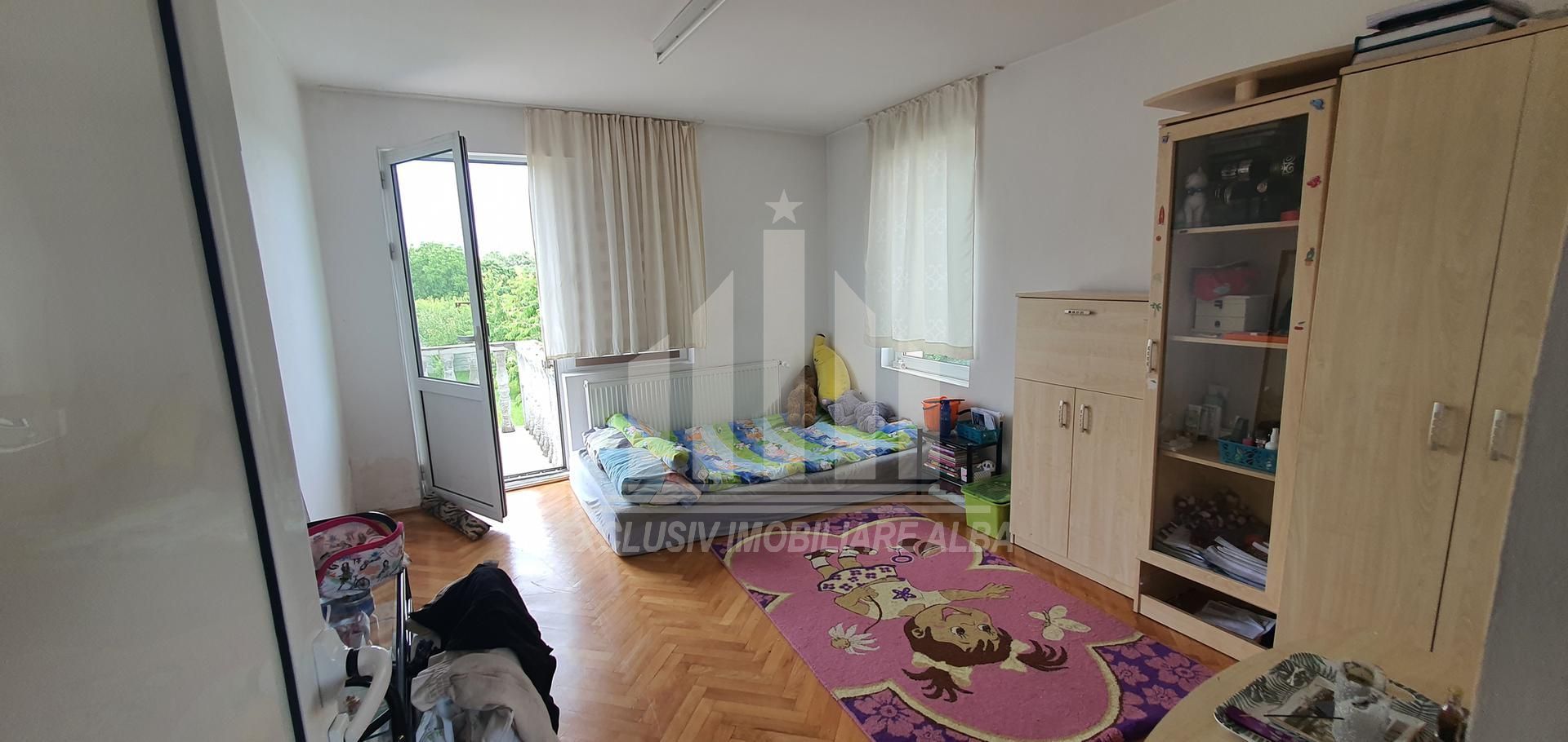 Propunem spre vanzare vila pozitie ultracentrala in Cetate - Poză 6