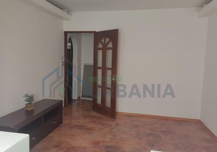 se da spre inchiriere apartament 2 camere - Poză 1