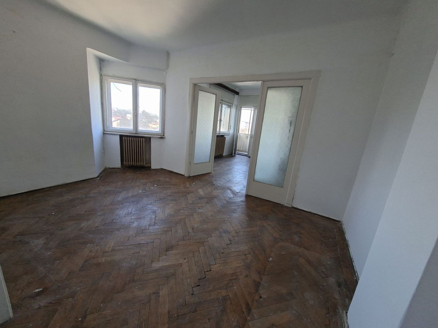 Apartament 2 camere Calea Calarasilor Piata Muncii. - Poză 1