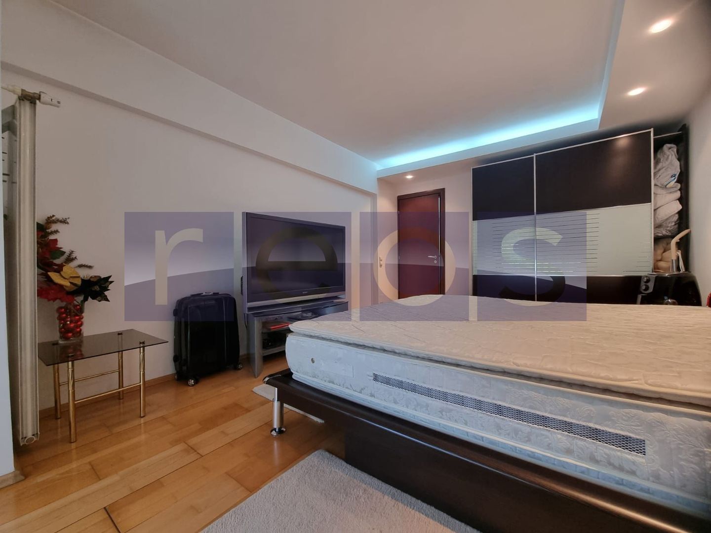 OPORTUNITATE - VANZARE - 3 - CAMERE -DECOMANDAT -OCTAVIAN GOGA - Poză 8