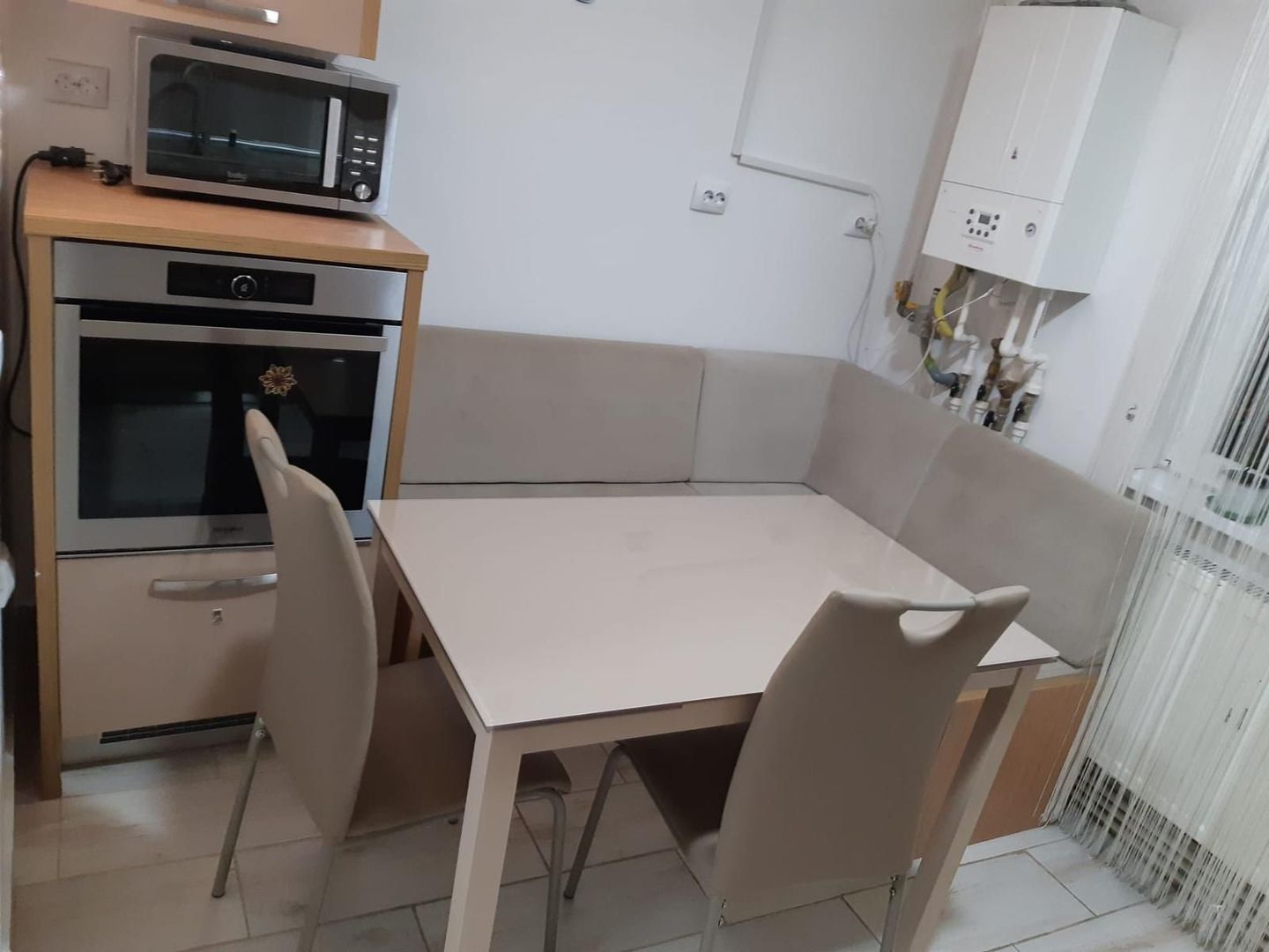 Inchiriez apartament cu 2 camere - Poză 3