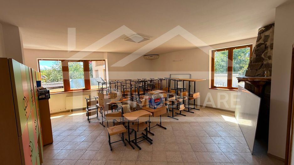 Casa individuala, 10 camere, 753mp, Zona Sancraiu de Mures - Poză 16